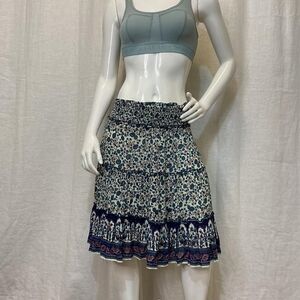 Bila ruffle floral midi skirt size:M